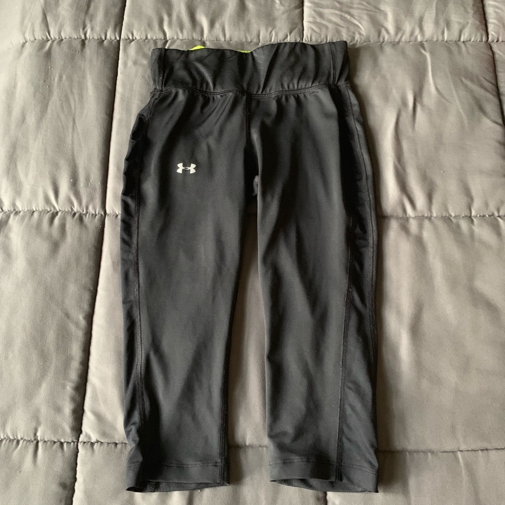 ❌SOLD❌Under Armour Cropped Leggings